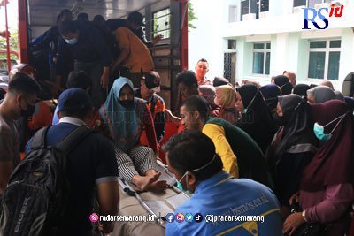 Empat Hari Banjir Semarang, Warga Mulai Diserang Penyakit