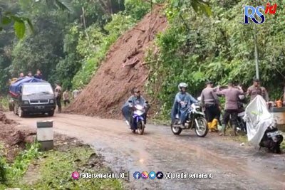 Jalur Karanganyar-Lebakbarang Sudah Bisa Dilintasi