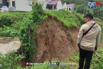 Longsor Lagi, Satu Rumah di Perumahan Punsae Ungaran Asri Regency Retak-Retak