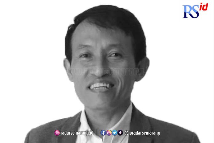 Koran dan Radio Terus Berjuang!