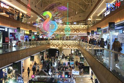 Libur Nataru, Mal Makin Ramai, Banyak Program Akhir Tahun